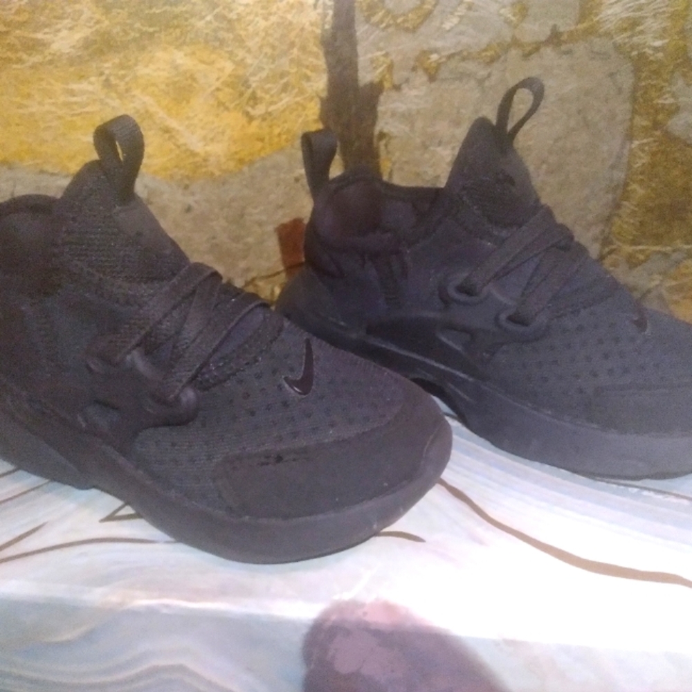 Nike React Presto G's Kids 8c Triple Black